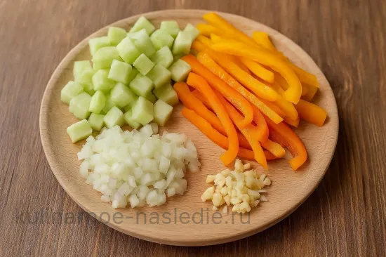 Гаспачо с болгарским перцем и огурцом - шаг 2