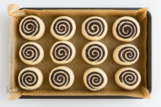 Булочки с маком, изюмом и орешками - шаг 5