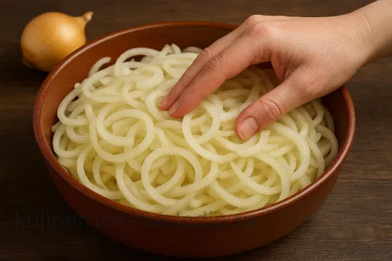 Маринад для шашлыка с соевым соусом - Подготовка лука