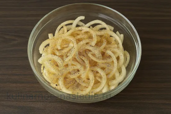 Шашлык из свинины в луковом маринаде - шаг 1