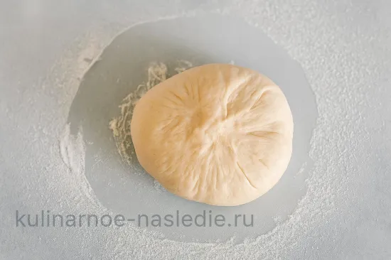 Осетинский пирог с картошкой и сулугуни - шаг 6 (изображение)