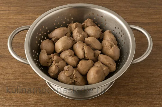 Тарталетки с паштетом из куриной печени - шаг 1