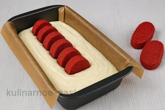 "Пасхальное чудо" – праздничный двухслойный кекс с сюрпризом - шаг 5