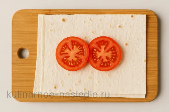 Рыба в лаваше с томатами и сырной корочкой - шаг 6