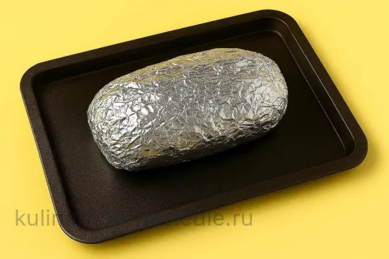 Мясо, фаршированное яблочками и курагой - шаг 8 (изображение)