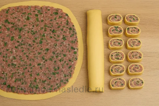 Овощные штрудли с мясной начинкой - шаг 5