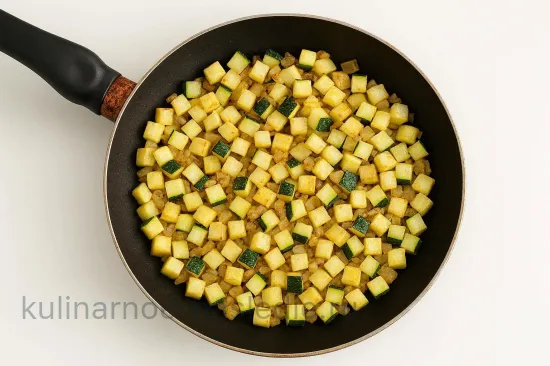 Фаршированные кабачки с мясом и сырной корочкой - шаг 2