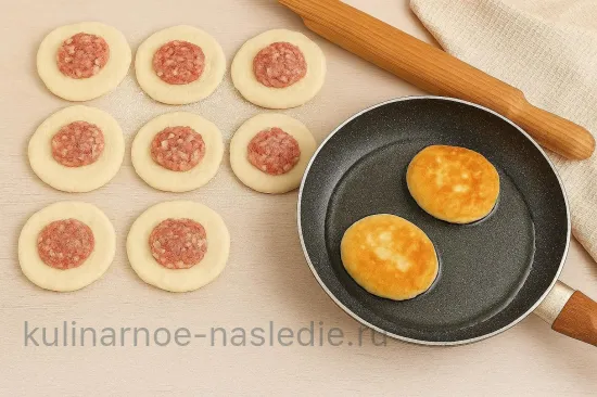 Сочные беляши с мясной начинкой - шаг 3