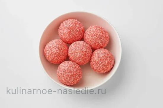 Нежные крабовые шарики с пикантной начинкой - шаг 5