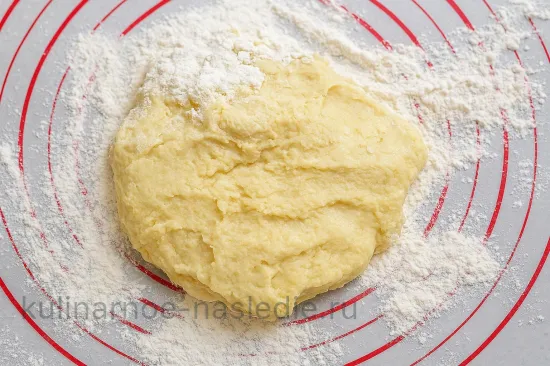 Расписное пасхальное печенье с розами - Формуем основу