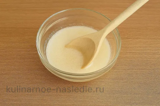 Мини-пасхи с зимней вишней и мятой - Подготовка желатина