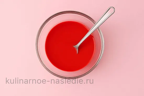 Торт «Розовые мечты» - Окрашиваем молоко