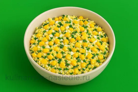 Рулетики из колбасы с кукурузной начинкой - Замес начинки