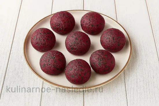 Свекольное пхали с грецкими орехами - Формовка и охлаждение