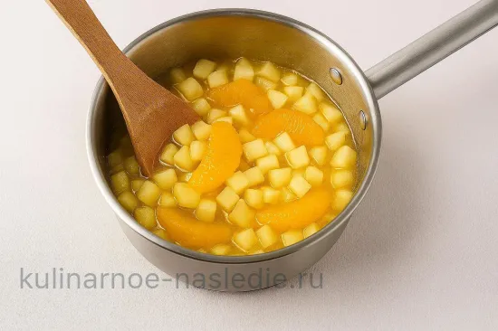 Мармелад из дыни и груши - Первая варка фруктовой основы