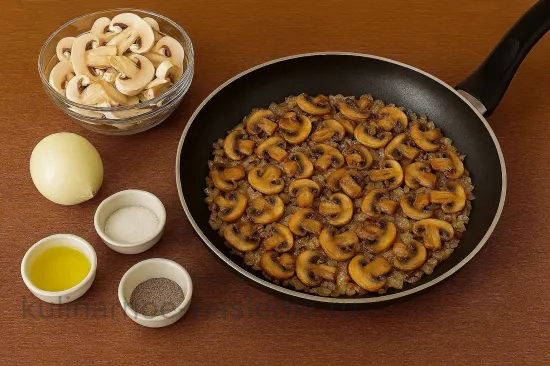 Закусочный торт из лаваша с курицей, черносливом, грибами - Грибная начинка
