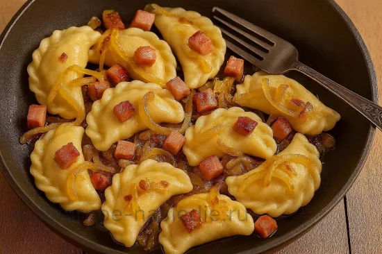 Вареники по-сибирски - Ароматная поджарка с беконом и подача