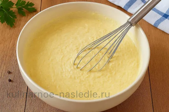 Заливной капустный пирог с сайрой и сыром - Заливное тесто на сметане и майонезе с сыром