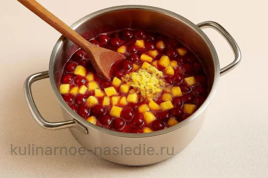 Вишнево-ананасовый конфитюр с имбирем - Финальная варка